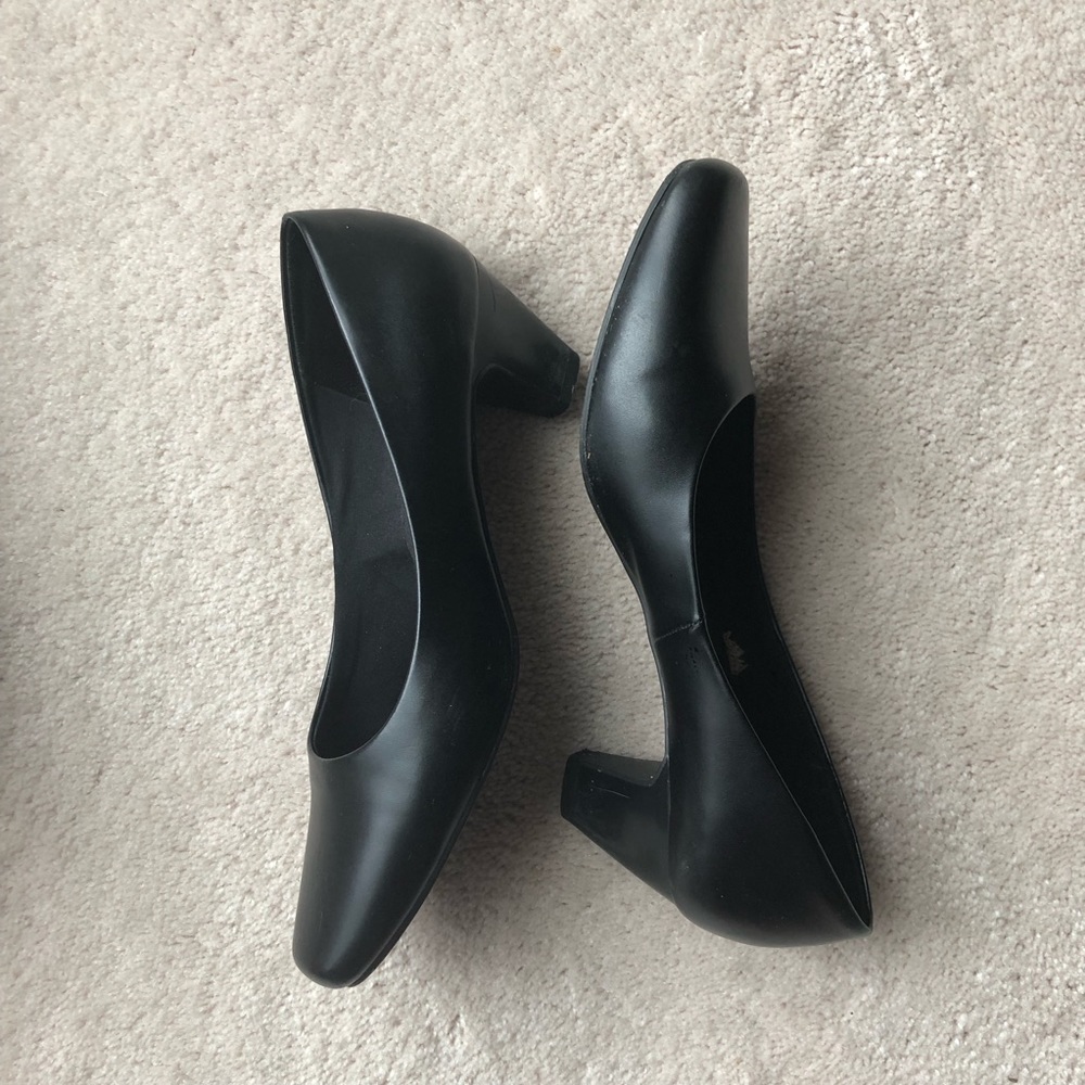Black heels